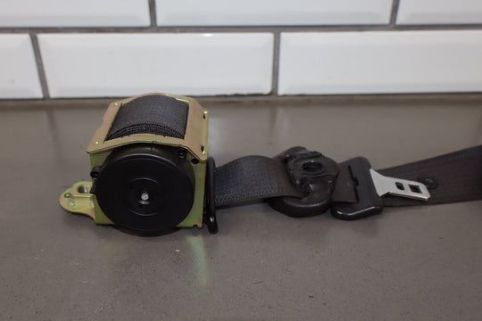 2006 Pontiac GTO Left Front Seat Belt Retractor OEM