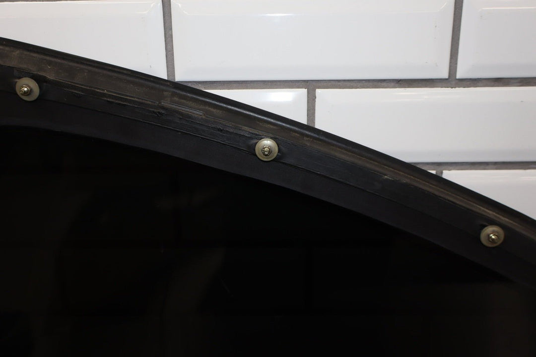 2006 Pontiac GTO Right Quarter Window 92209200