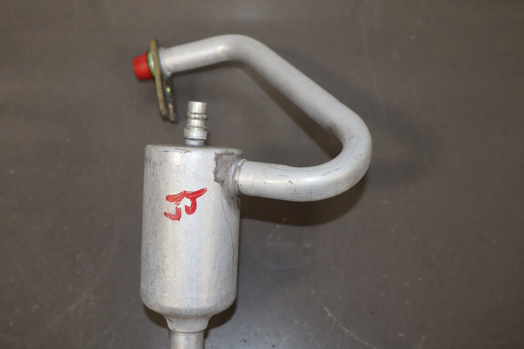 2006 Pontiac GTO Single A/C Line W/Dryer OEM