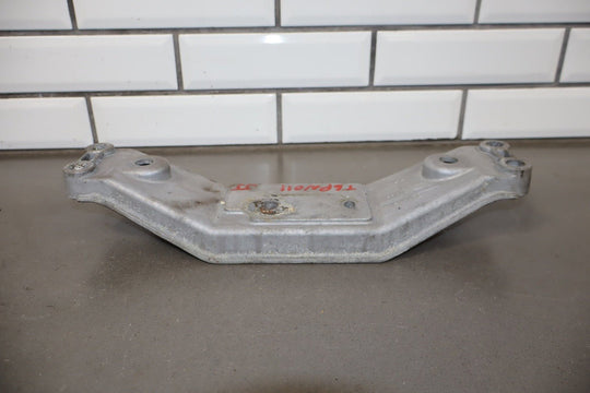 2006 Pontiac GTO Transmission Crossmember 92184737 OEM