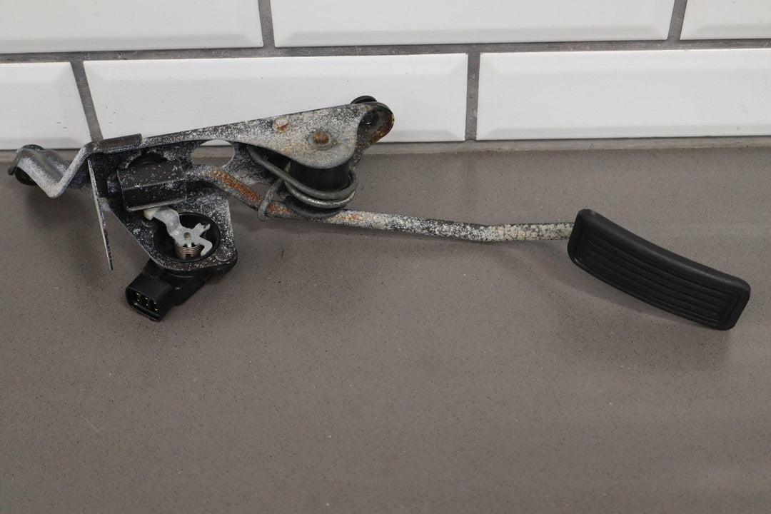 2006 Toyota Land Cruiser Electronic Throttle Pedal