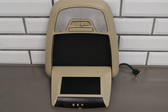 2006 Toyota Land Cruiser Overhead Mounted DVD Screen W/Dome Lights
