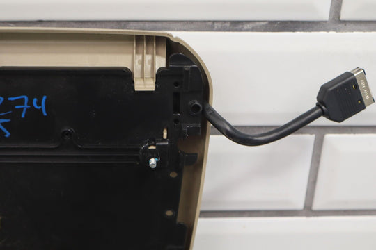 2006 Toyota Land Cruiser Overhead Mounted DVD Screen W/Dome Lights