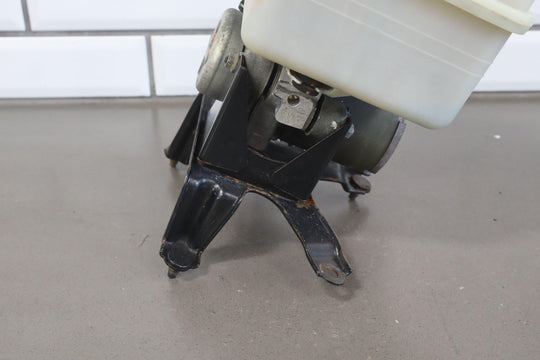 2006 Toyota LandCruiser / LX470 Hydraulic Suspension Pump W/Reservoir & Lid