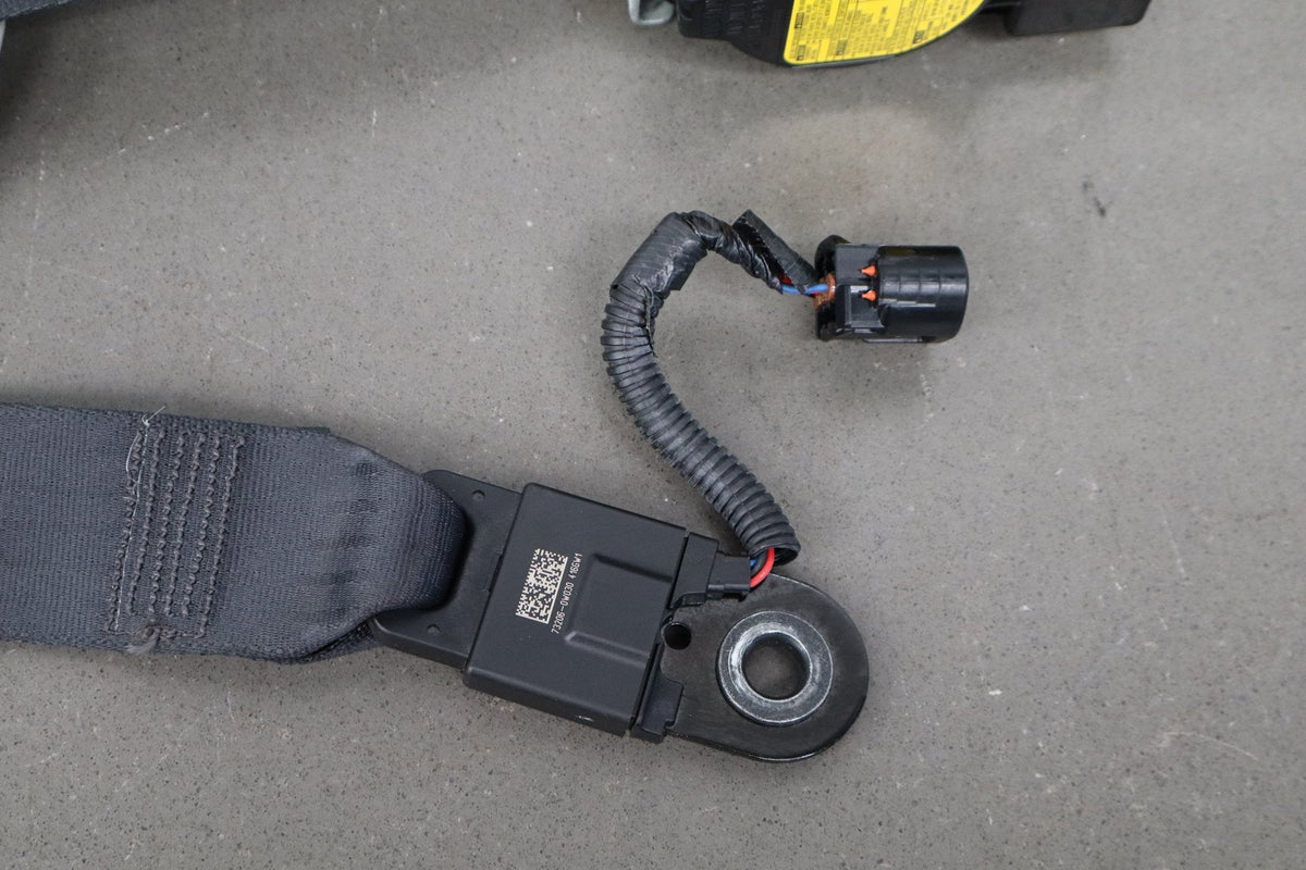 2007-09 Lexus LS460 Left Front Seat Belt Black 20 | No Pre Crash