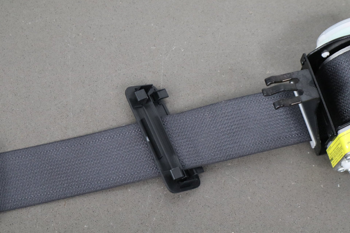 2007-09 Lexus LS460 Left Rear Seat Belt Black 20