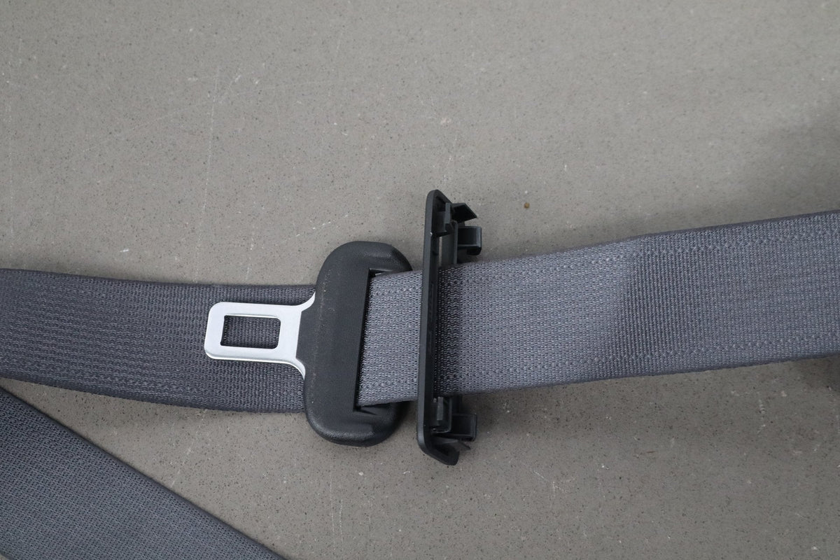 2007-09 Lexus LS460 Left Rear Seat Belt Black 20