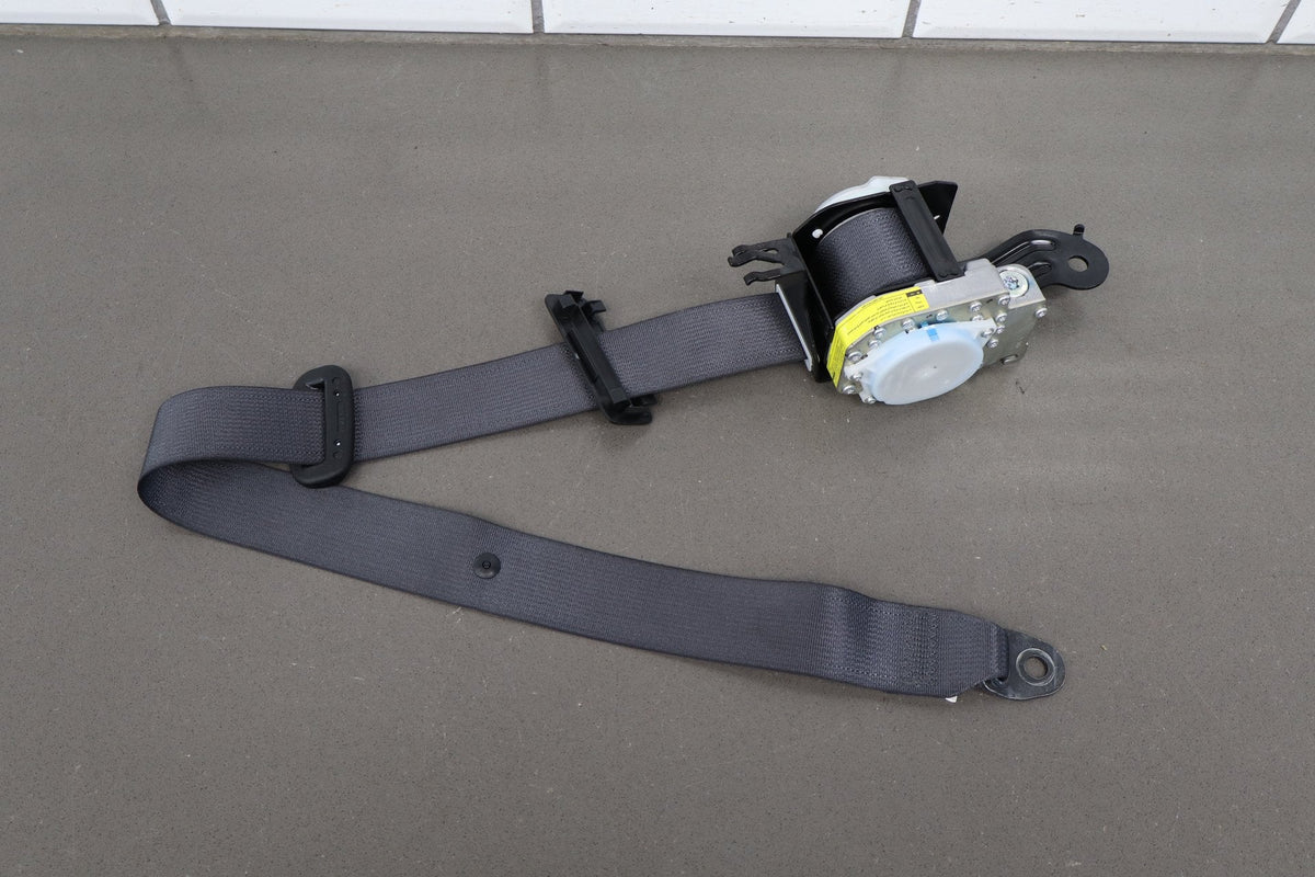 2007-09 Lexus LS460 Left Rear Seat Belt Black 20