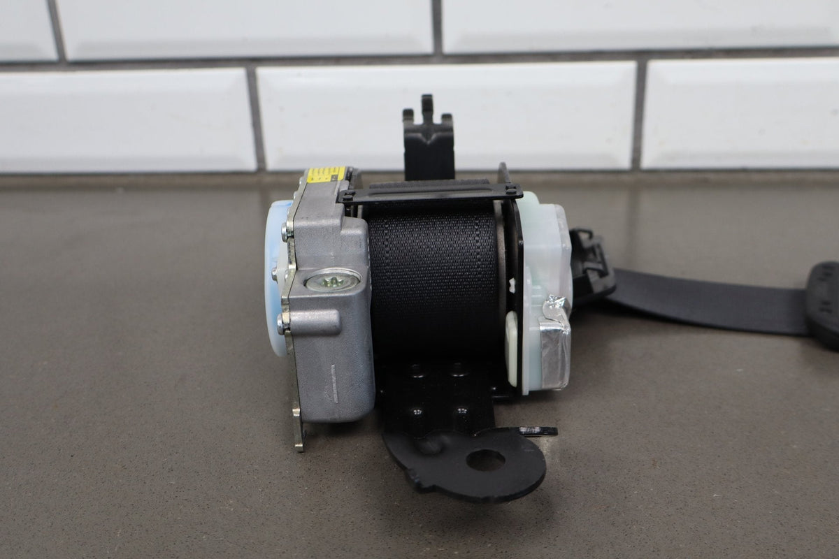 2007-09 Lexus LS460 Right Rear Seat belt Black 20