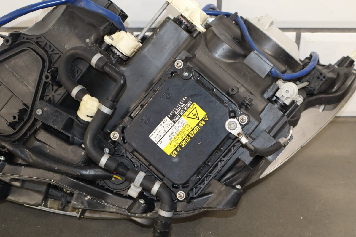2007-09 Lexus LS460 Right Xenon Headlamp 81145-50280 OEM