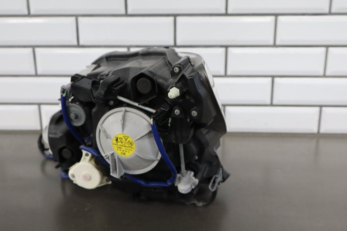 2007-09 Lexus LS460 Right Xenon Headlamp 81145-50280 OEM