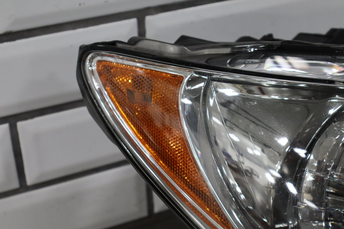2007-09 Lexus LS460 Right Xenon Headlamp 81145-50280 OEM