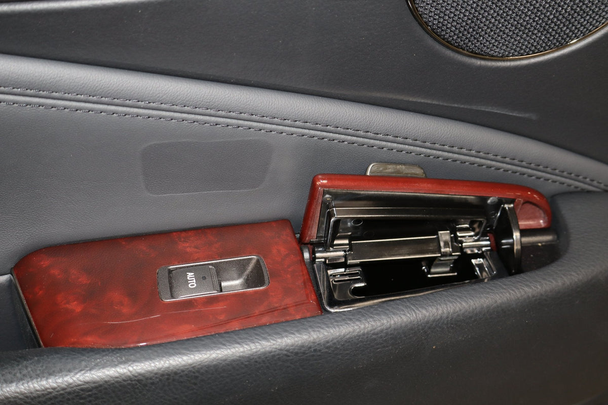 2007-09 Lexus LS460 SWB Left Rear Door Panel Black 20
