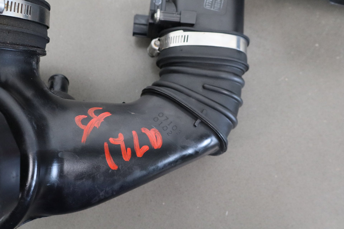 2007-12 Lexus LS460 4.6L Air Cleaner OEM