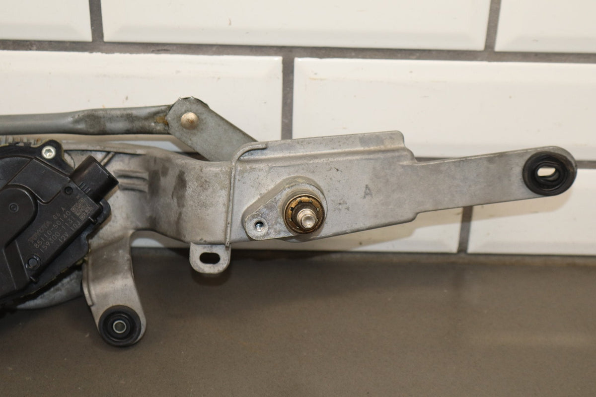 2007-12 Lexus LS460 Front Wiper Motor W? Transmission 85110-50140 OEM