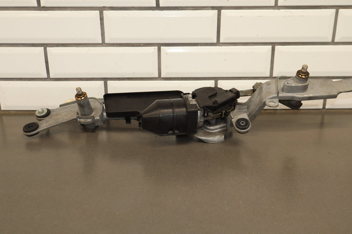 2007-12 Lexus LS460 Front Wiper Motor W? Transmission 85110-50140 OEM