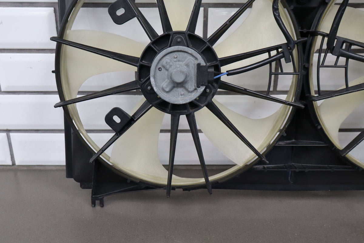 2007-17 Lexus LS460 4.6L Cooling Fan OEM