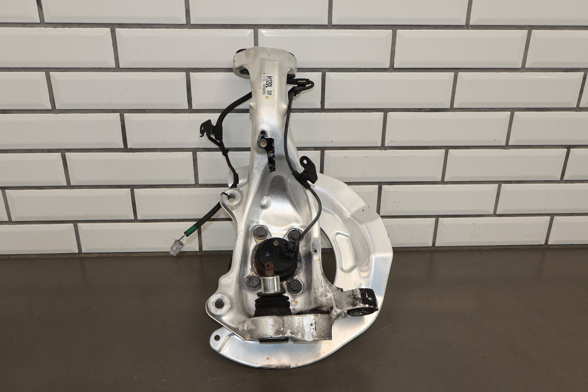 2007-17 Lexus LS460 Left RWD Front Spindle W/ Hub