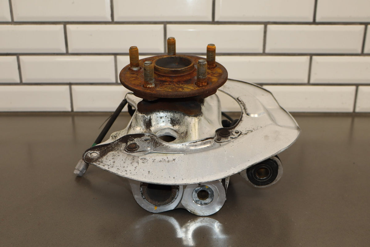 2007-17 Lexus LS460 Right RWD Front Spindle W/ Hub