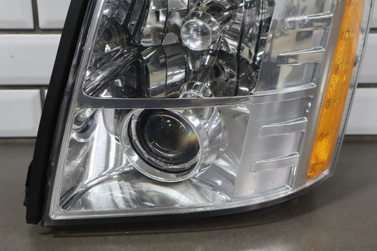 2007 - 2009 Cadillac Escalade ESV Left Headlamp 25897648