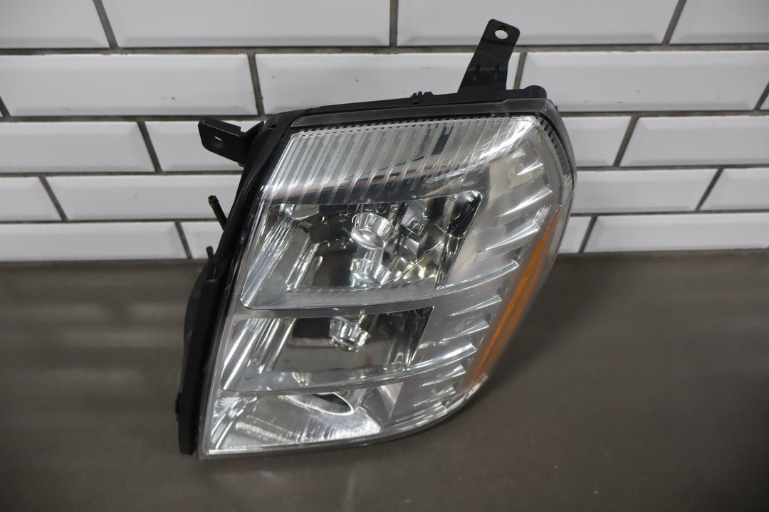 2007 - 2009 Cadillac Escalade ESV Left Headlamp 25897648