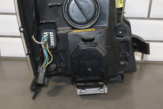 2007 - 2009 Cadillac Escalade ESV Left Headlamp 25897648