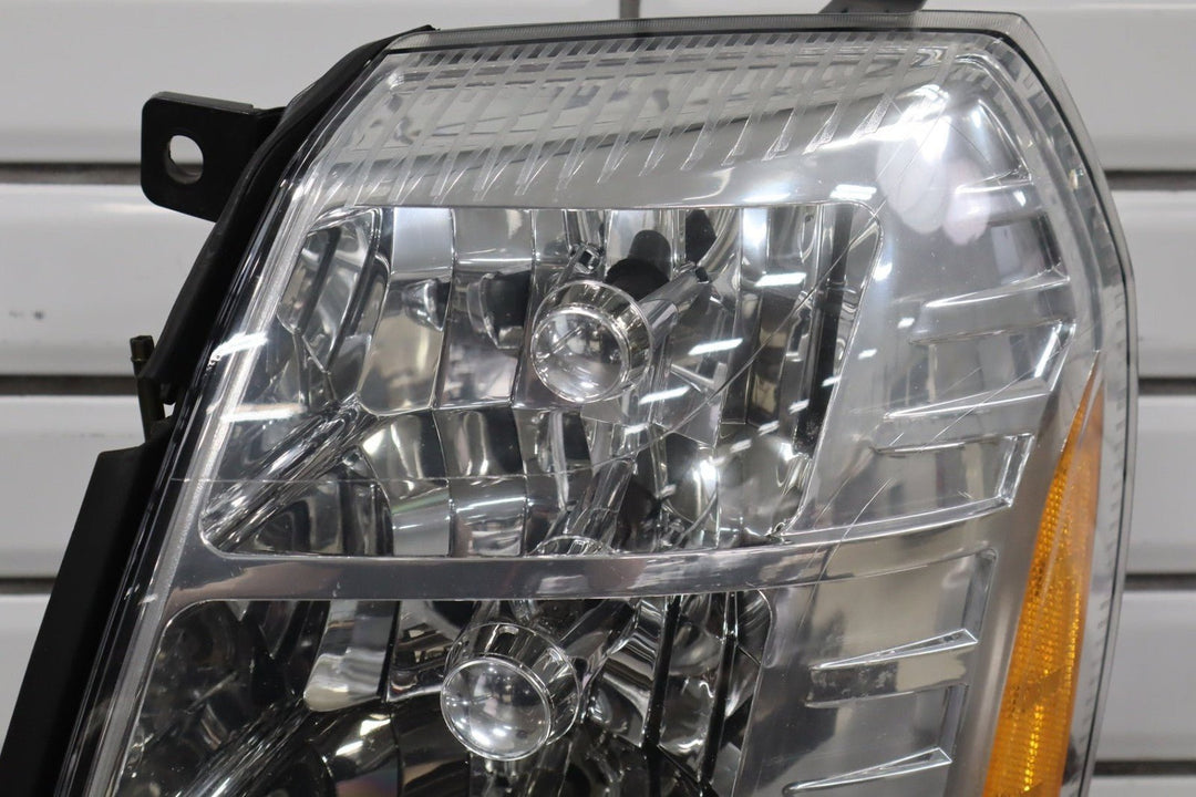 2007 - 2009 Cadillac Escalade ESV Left Headlamp 25897648
