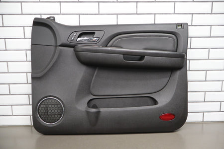 2007-2009 GMC Yukon Denali RH Front Door Panel Ebony Leather