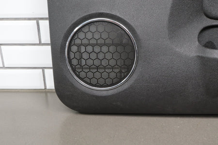 2007-2009 GMC Yukon Denali RH Front Door Panel Ebony Leather