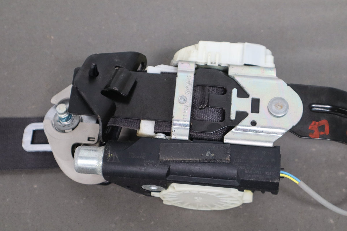 2007-2009 GMC Yukon LH Front Seat Belt Retractor Ebony 194