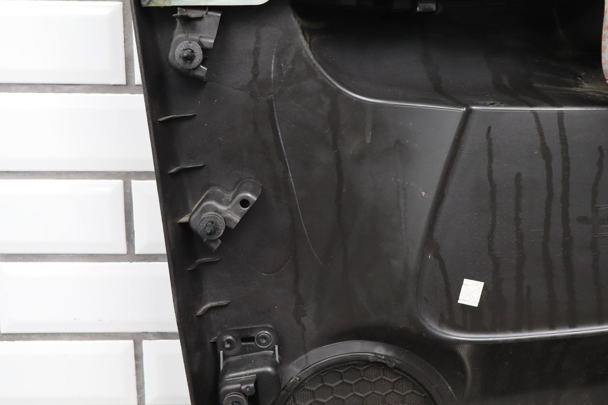 2007-2009 GMC Yukon LH Rear Door Panel Ebony 194 Leather