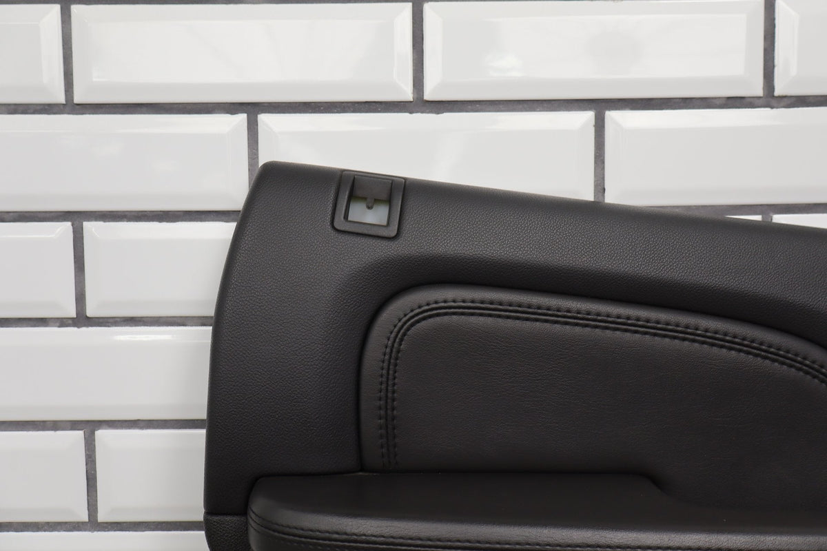 2007-2009 GMC Yukon LH Rear Door Panel Ebony 194 Leather