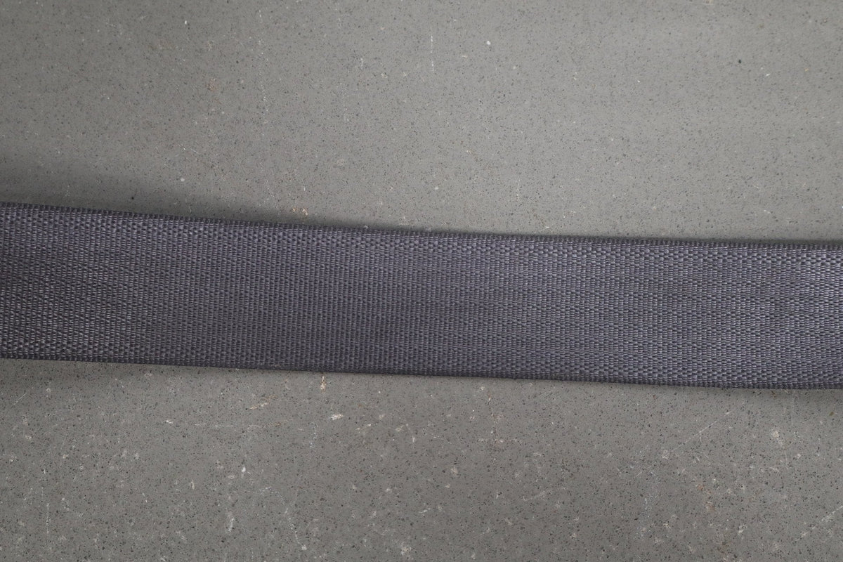 2007-2009 GMC Yukon RH Front Seat Belt Retractor Ebony 194
