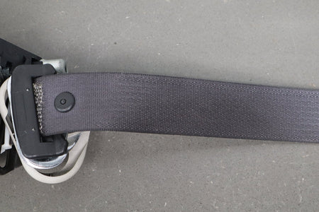 2007-2009 GMC Yukon RH Front Seat Belt Retractor Ebony 194