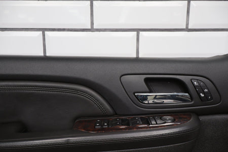2007-2009 GMC Yukon Suburban Tahoe Driver Left Front Leather Door Panel Black