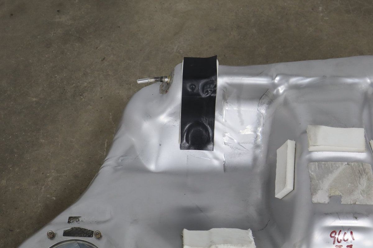 2007-2009 Jaguar XKR 4.2L Supercharged Fuel Tank with Pump OEM