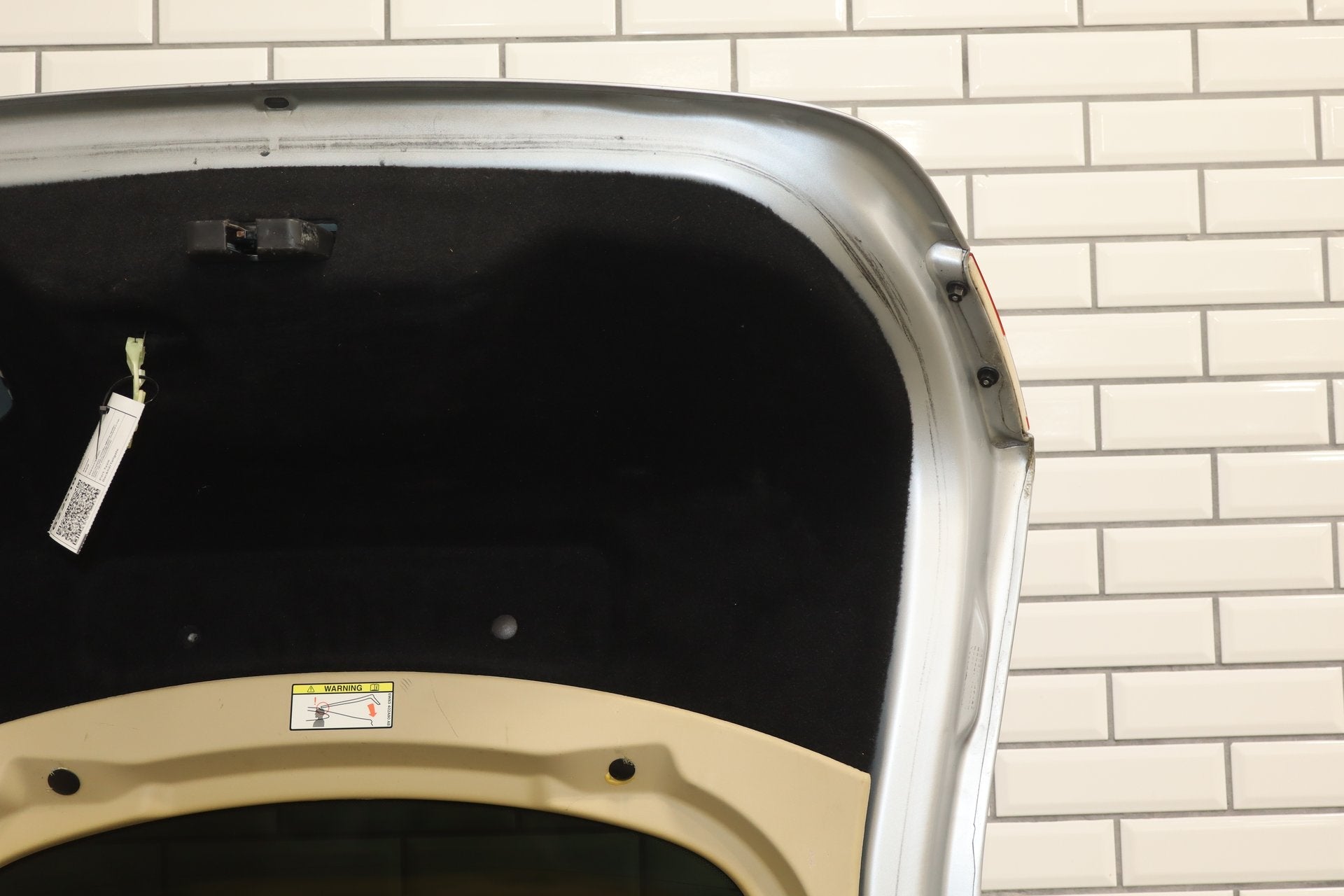 2007-2009 Jaguar XKR Decklid/Tailgate Liquid Silver MEE