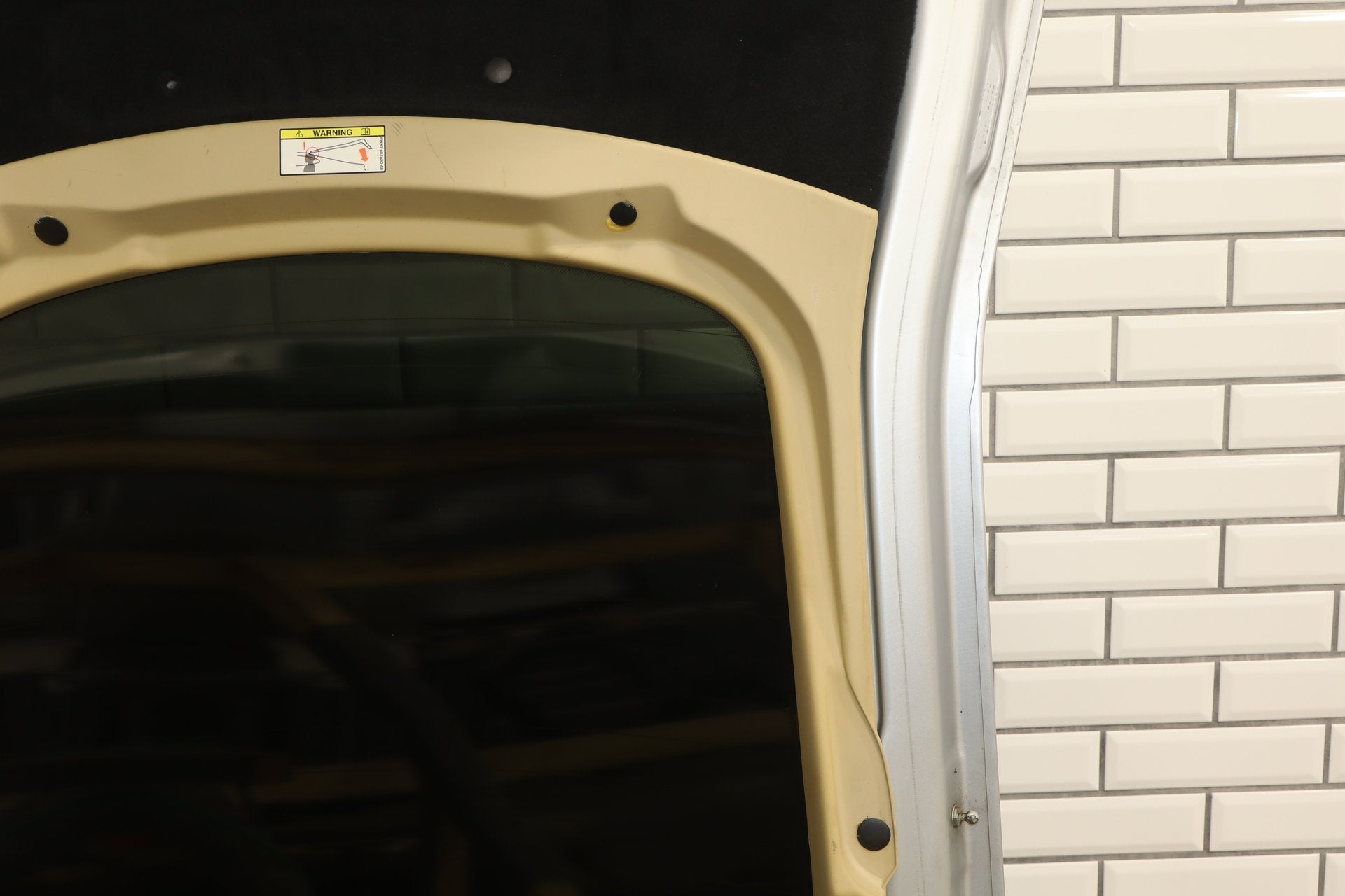 2007-2009 Jaguar XKR Decklid/Tailgate Liquid Silver MEE