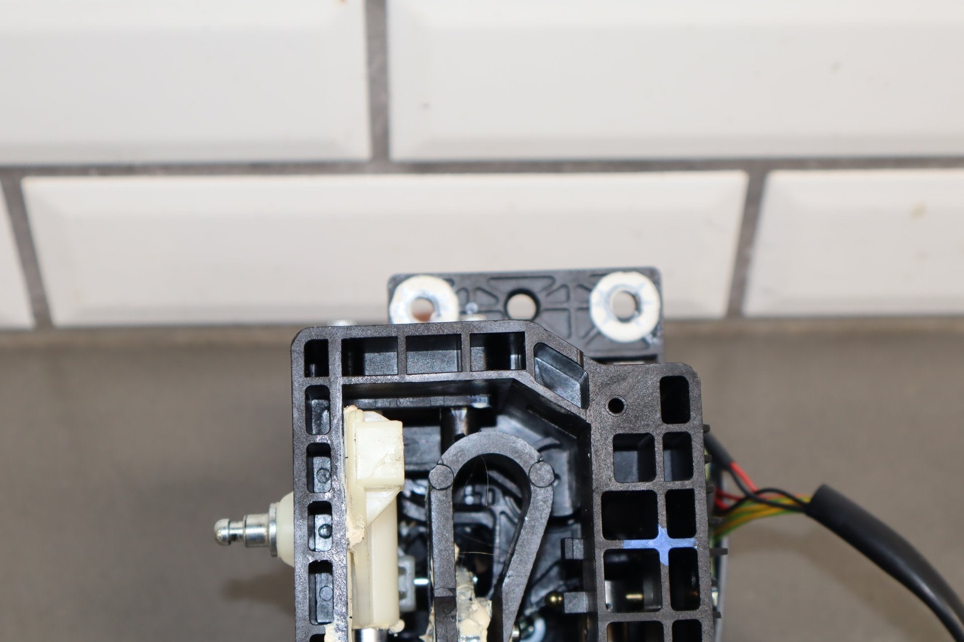 2007-2009 Jaguar XKR Floor Shifter OEM