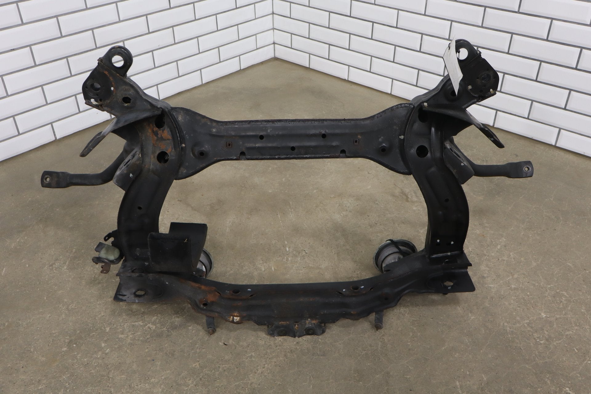 2007-2009 Jaguar XKR Front Suspension Crossmember OEM
