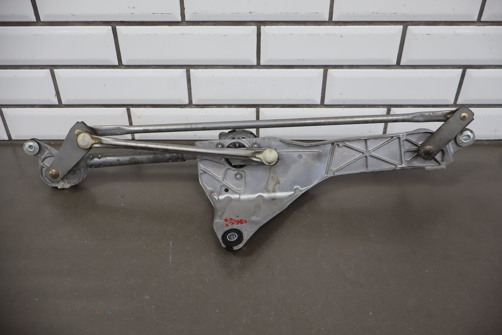2007-2009 Jaguar XKR Front Wiper Motor OEM