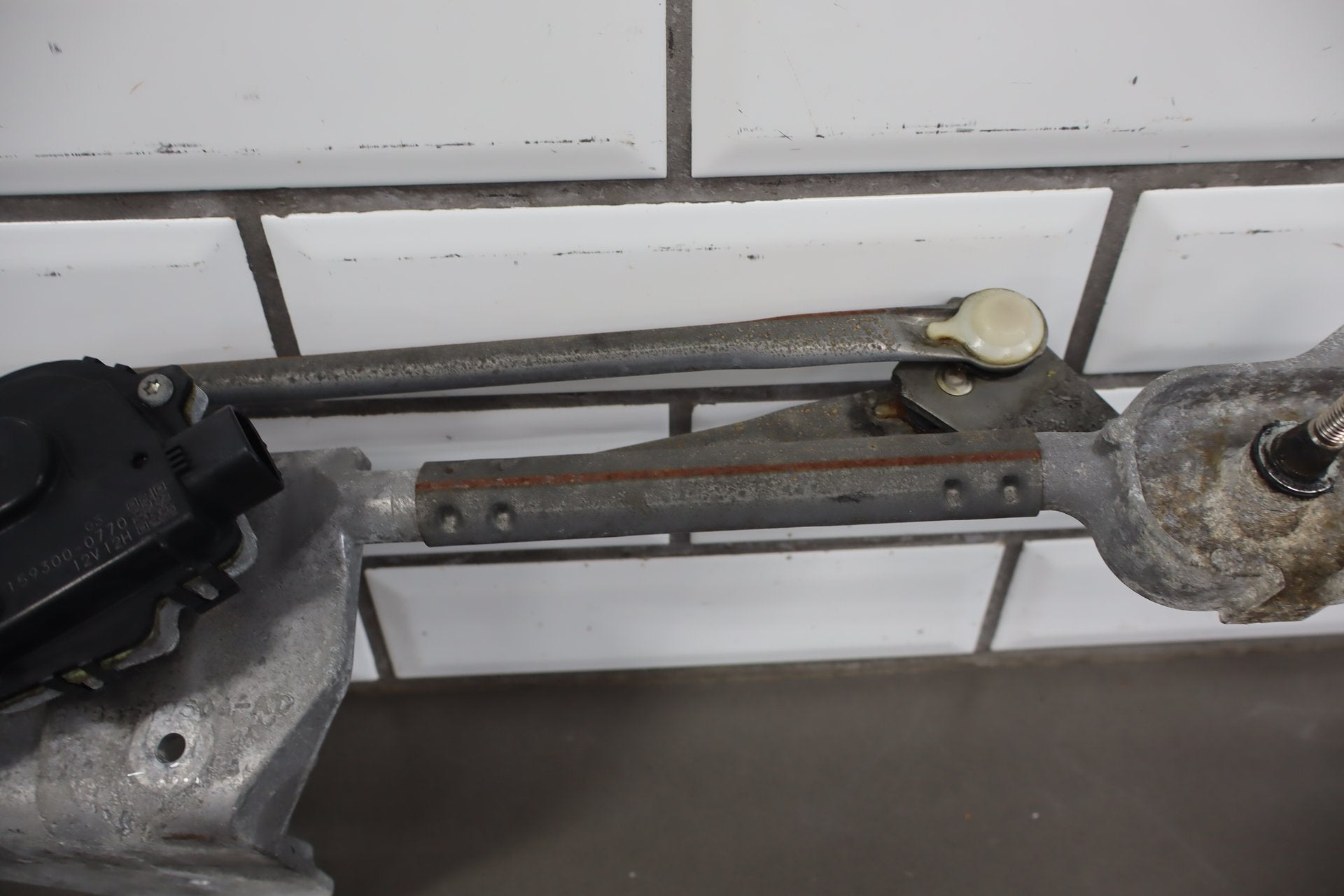 2007-2009 Jaguar XKR Front Wiper Motor OEM