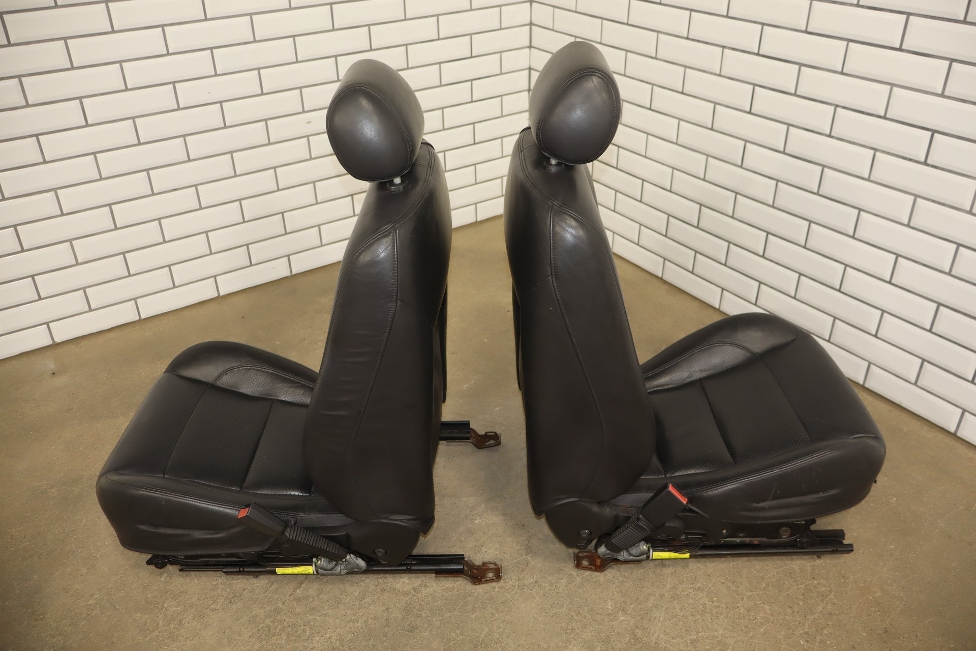 2007-2009 Jaguar XKR Leather Seats Set Front Rear Black OEM