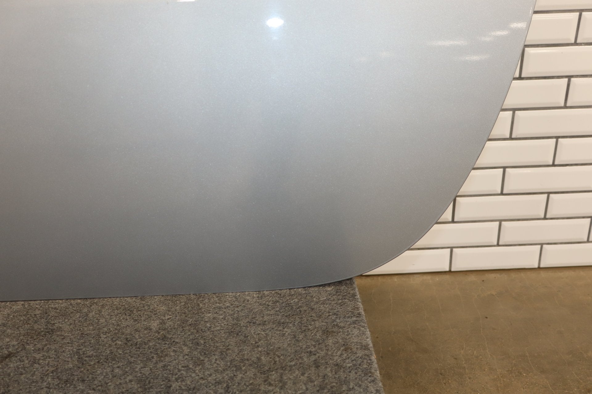 2007-2009 Jaguar XKR Left Front Door Liquid Silver MEE