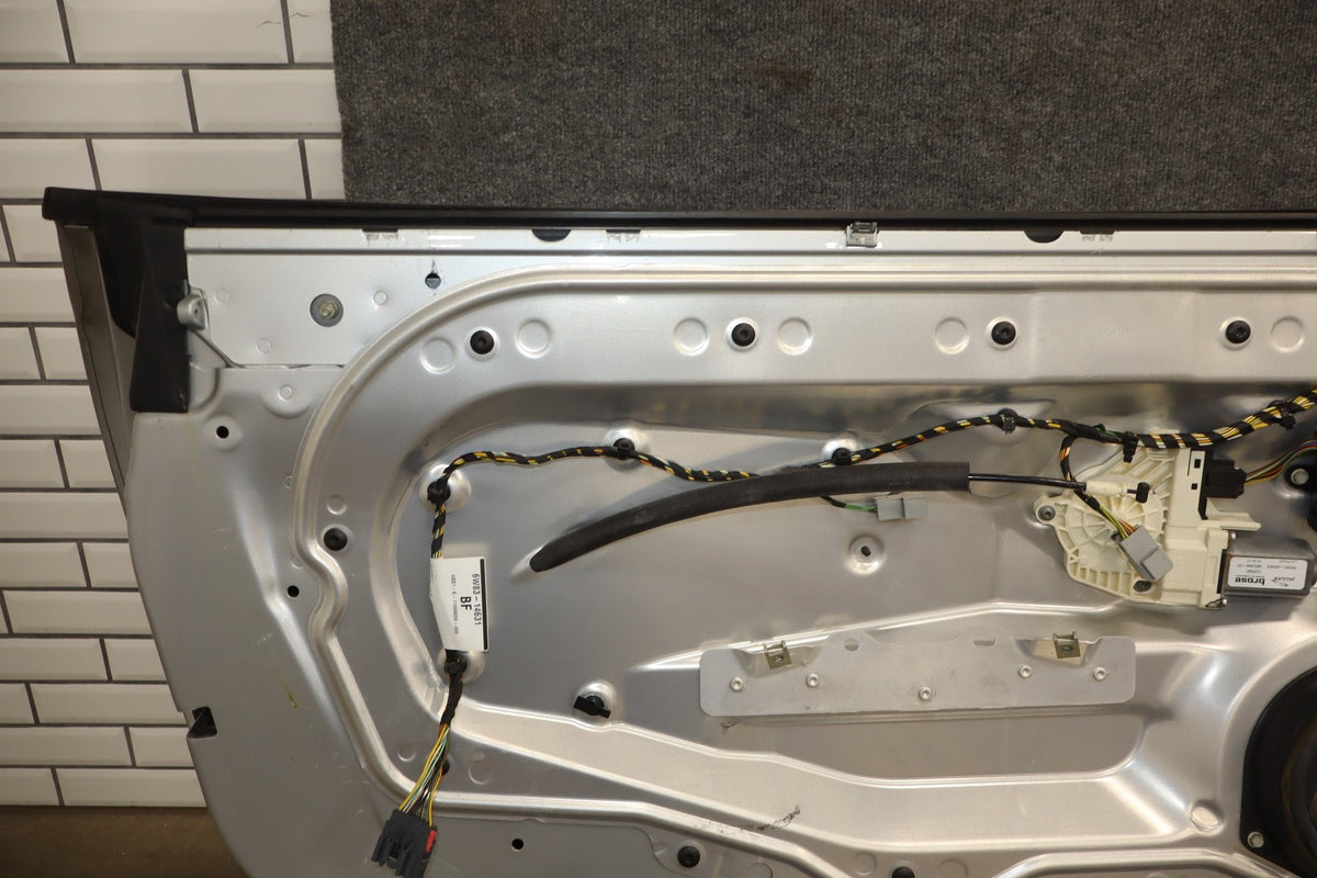2007-2009 Jaguar XKR Left Front Door Liquid Silver MEE