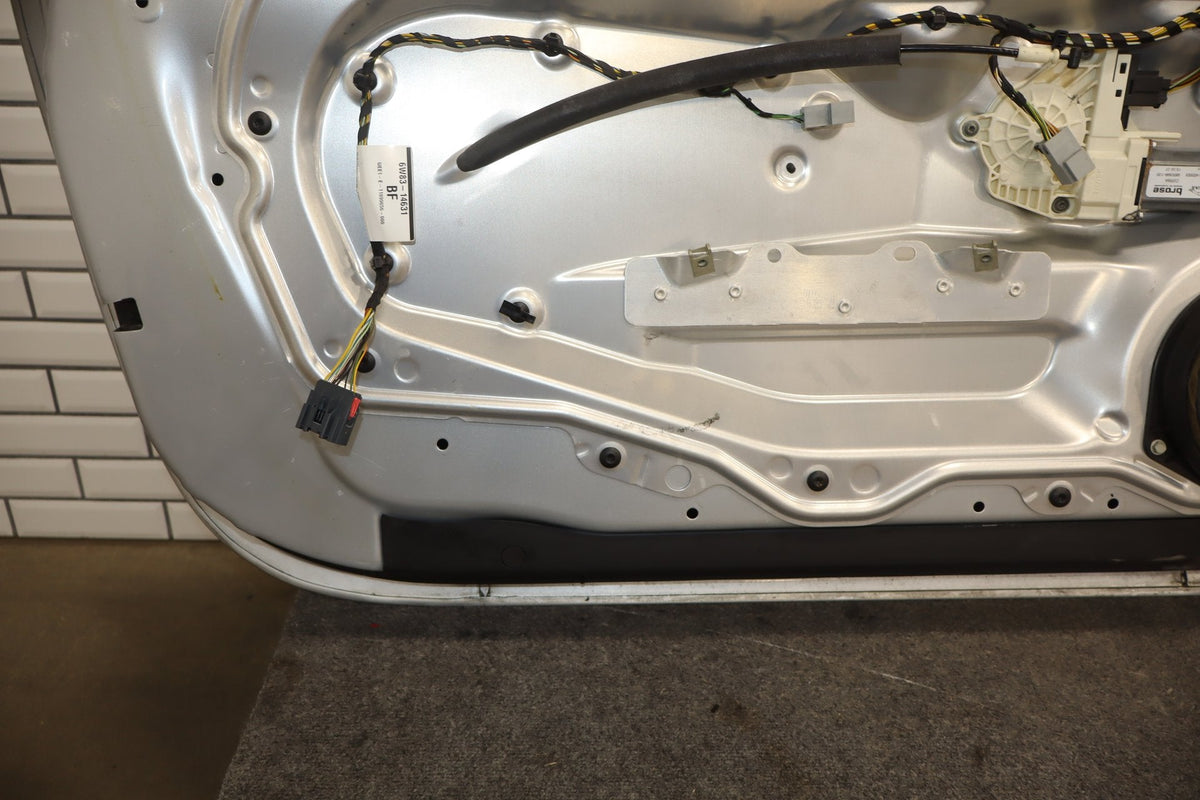 2007-2009 Jaguar XKR Left Front Door Liquid Silver MEE