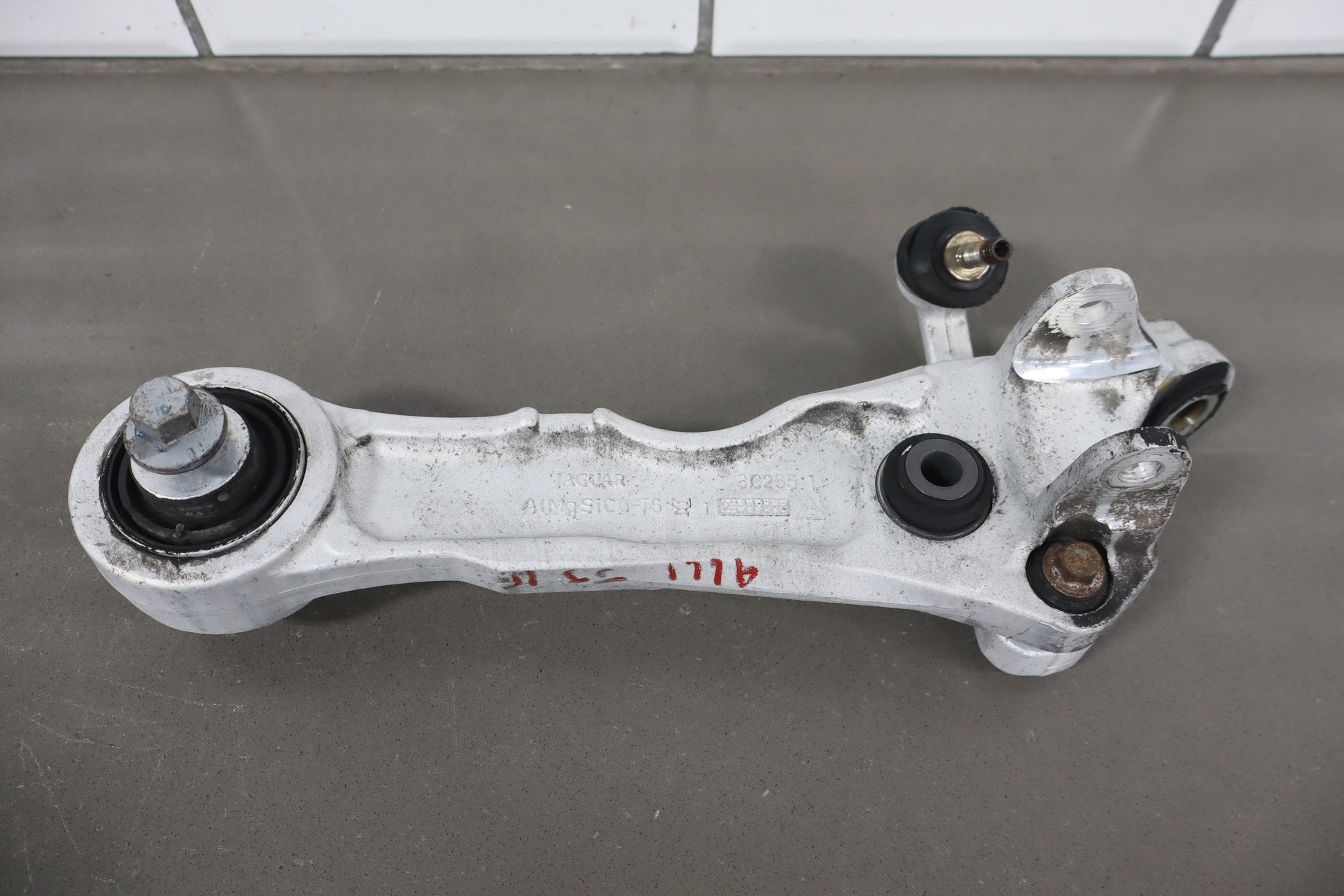 2007-2009 Jaguar XKR Left Front Suspension Knee Control Arm Spindle OEM