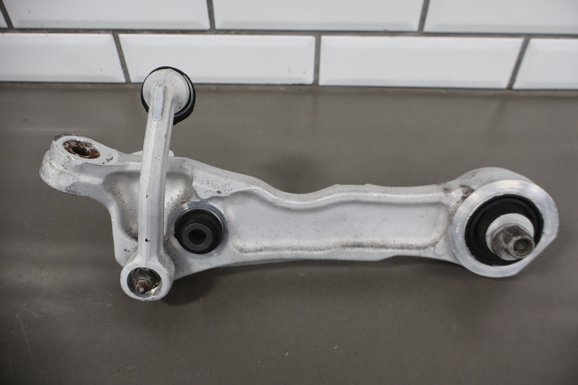 2007-2009 Jaguar XKR Left Front Suspension Knee Control Arm Spindle OEM