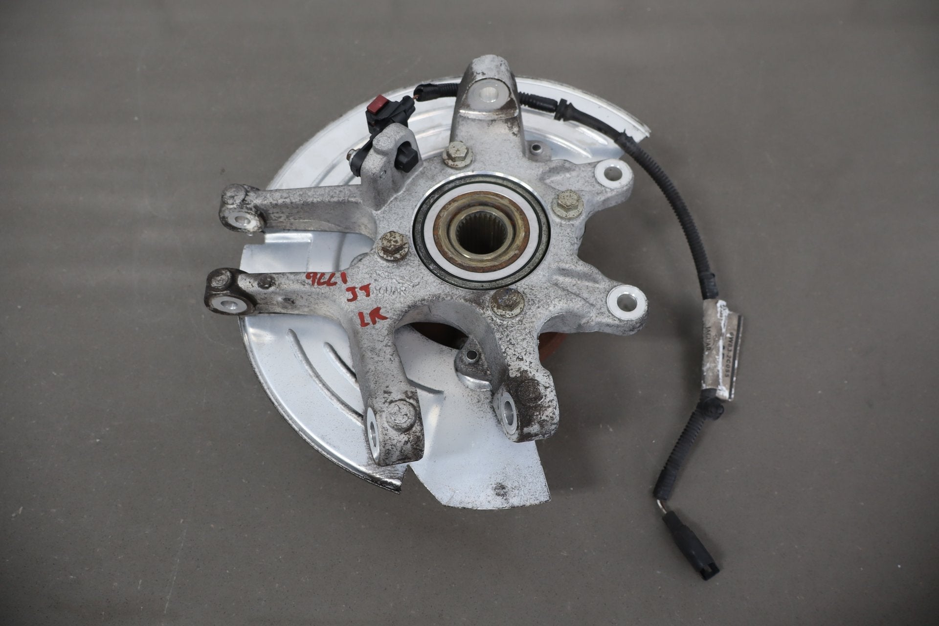 2007-2009 Jaguar XKR Left Rear Suspension Spindle