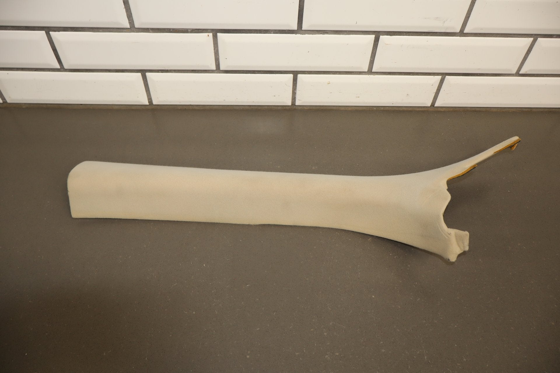 2007-2009 Jaguar XKR Pair A Pillar Trim Warm Charcoal LEG
